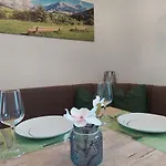 Dolomitenhome Διαμέρισμα